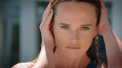 宝贝痴迷旅行与肛交双重刺激，饥渴身体亟待征服！